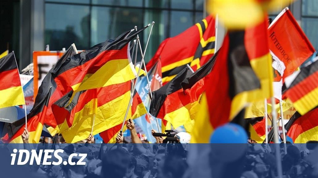 AfD vytáhla před bavorskými volbami Benešovy dekrety, vláda je prý nečinná